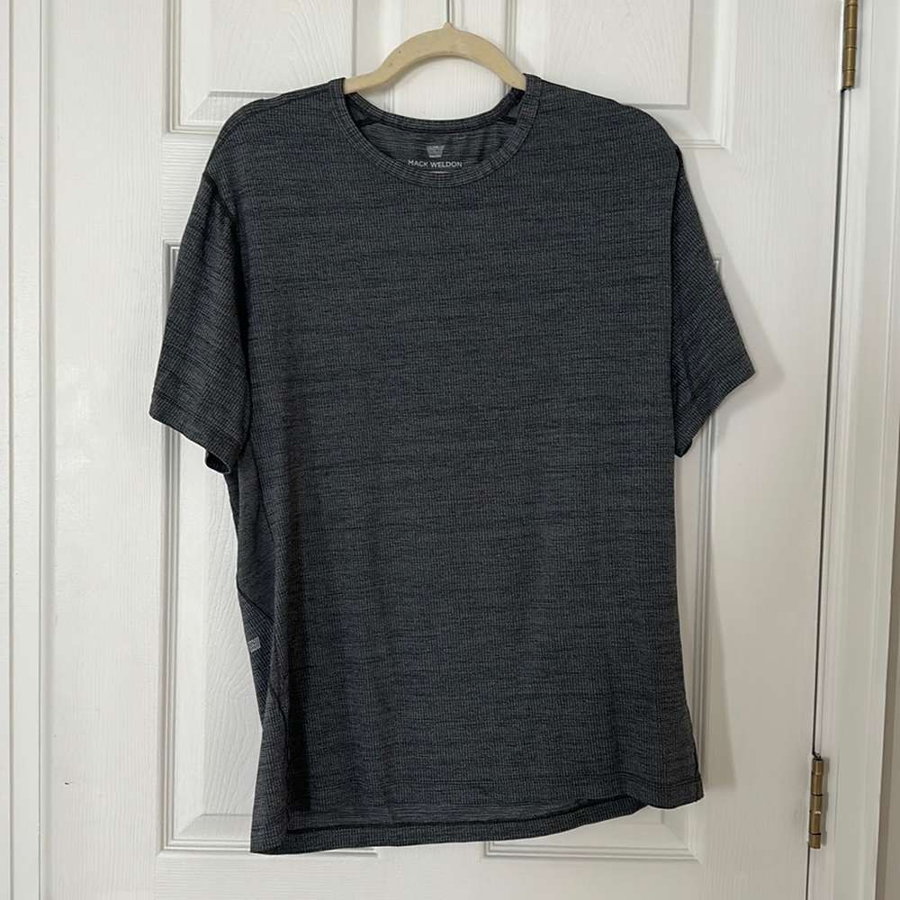 Mack Weldon Grey Men’s Fitted Tee Size Large